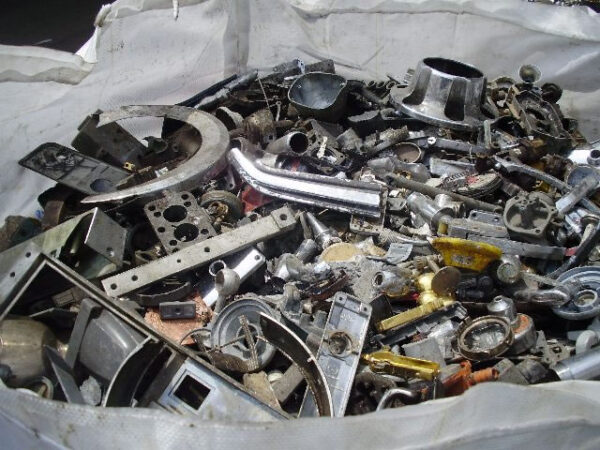 Old Zinc Die Cast Scrap (Saves) - Image 4
